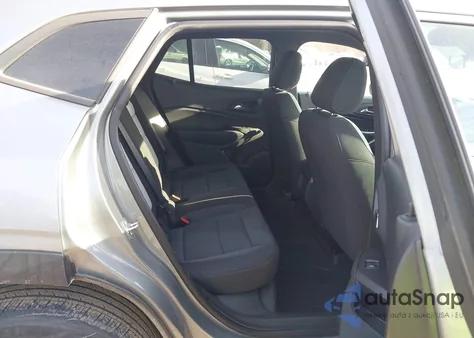 2025 Chevrolet Trax Fwd 1Rs from USA, damaged, VIN KL77LGEPXSC104840